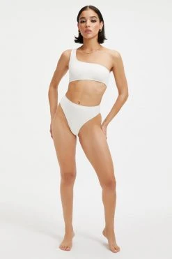 GOOD AMERICAN Bikini Tops GOOD COMPRESSION HOT SHOULDER TOP | IVORY001
