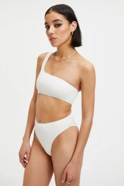 GOOD AMERICAN Bikini Tops GOOD COMPRESSION HOT SHOULDER TOP | IVORY001
