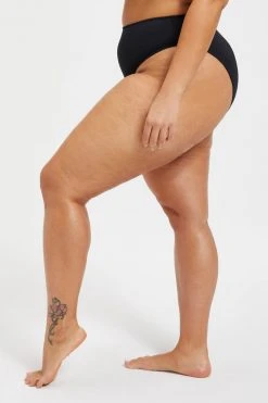 GOOD AMERICAN GOOD WAIST COMPRESSION BOTTOM | BLACK001