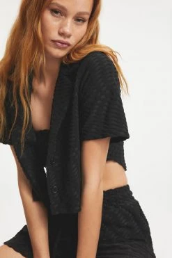 GOOD AMERICAN Cover Ups JACQUARD TERRY SHIRT | BLACK001