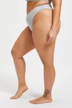 GOOD AMERICAN SPARKLE GOOD WAIST CHEEKY | SILVER001