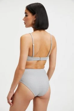 GOOD AMERICAN SPARKLE DEMI TOP | SILVER001