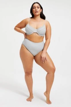 GOOD AMERICAN SPARKLE DEMI TOP | SILVER001