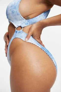 GOOD AMERICAN ALWAYS FITS MONOKINI | INDIGO TIE DYE002 One-Pieces