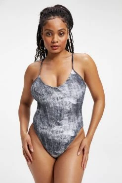GOOD AMERICAN ALWAYS FITS ONE-PIECE | GREY TIE DYE002 One-Pieces