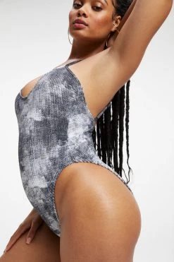 GOOD AMERICAN ALWAYS FITS ONE-PIECE | GREY TIE DYE002 One-Pieces