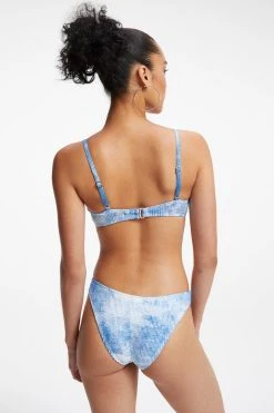 GOOD AMERICAN ALWAYS FITS TWISTED TOP | INDIGO TIE DYE002 Bikini Tops