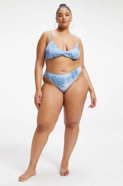 GOOD AMERICAN ALWAYS FITS TWISTED TOP | INDIGO TIE DYE002 Bikini Tops