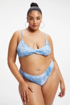 GOOD AMERICAN ALWAYS FITS TWISTED TOP | INDIGO TIE DYE002 Bikini Tops