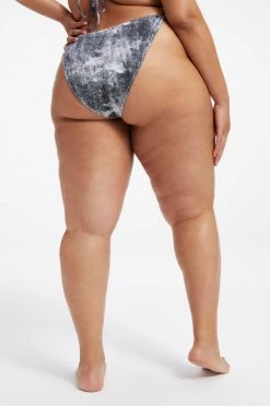Outlet โญ GOOD AMERICAN ALWAYS FITS TINY TIES BOTTOM | GREY TIE DYE002 โญ Bikini Bottoms ๐ฏ 22 GOOD AMERICAN ALWAYS FITS TINY TIES BOTTOM | GREY TIE DYE002 Bikini Bottoms