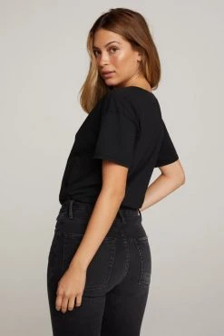 GOOD AMERICAN Good '90s JERSEY V-NECK TEE | BLACK001