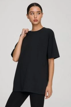 GOOD AMERICAN Terry Essentials ESSENTIAL OVERSIZE TEE | BLACK001
