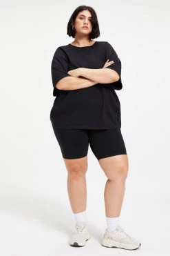 GOOD AMERICAN ESSENTIAL BOYFRIEND CREW TEE | BLACK001