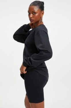 GOOD AMERICAN Tees & Tops ESSENTIAL LONG SLEEVE CREW TEE | BLACK001