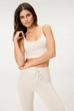 GOOD AMERICAN Tees & Tops ESSENTIAL STRAPPY CROP TANK | BONE001