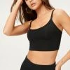 GOOD AMERICAN ESSENTIAL STRAPPY CROP TANK | BLACK001