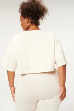GOOD AMERICAN ESSENTIAL CROPPED BOXY TEE | BONE001 Tees & Tops