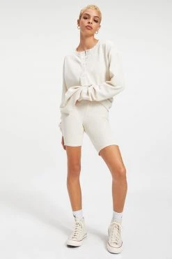 GOOD AMERICAN THERMAL BOYFRIEND HENLEY | BONE001 Sweats