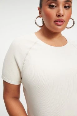 GOOD AMERICAN THERMAL CROPPED TEE | BONE001