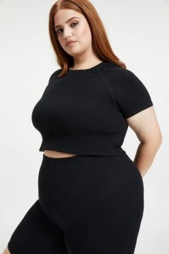 GOOD AMERICAN Tees & Tops THERMAL CROPPED TEE | BLACK001