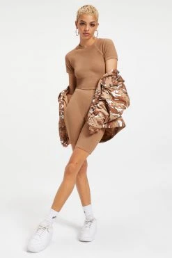 GOOD AMERICAN THERMAL CROPPED TEE | PUTTY001 Tees & Tops