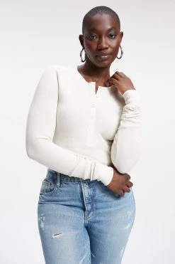 GOOD AMERICAN THERMAL FITTED HENLEY | BONE001 Tees & Tops