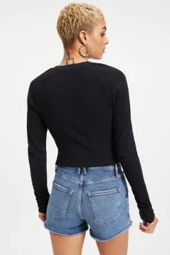 GOOD AMERICAN THERMAL FITTED HENLEY | BLACK001 Tees & Tops