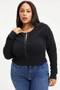 GOOD AMERICAN THERMAL FITTED HENLEY | BLACK001 Tees & Tops