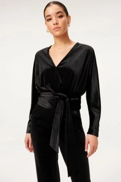 GA-SALE VELVET WRAP TOP | BLACK001 Tops