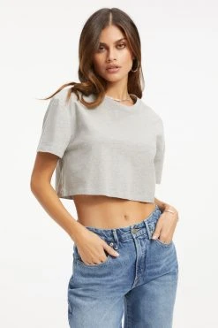GOOD AMERICAN Tees & Tops CROPPED TEE | HEATHER GREY001