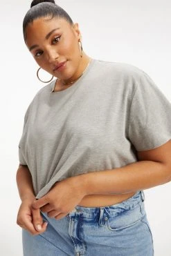 GOOD AMERICAN Tees & Tops CROPPED TEE | HEATHER GREY001