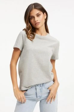 GOOD AMERICAN CLASSIC CREW NECK | HEATHER GREY001 Tees & Tops