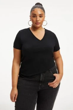 GOOD AMERICAN Tees & Tops CLASSIC V-NECK | BLACK001