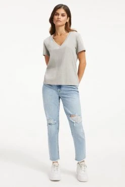 GOOD AMERICAN CLASSIC V-NECK | HEATHER GREY001
