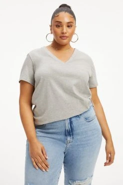 Brand new 🥰 GOOD AMERICAN CLASSIC V-NECK | HEATHER GREY001 ✨ 18 GOOD AMERICAN CLASSIC V-NECK | HEATHER GREY001