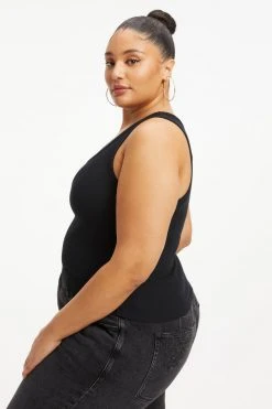 GOOD AMERICAN FITTED SCOOP NECK TANK | BLACK001