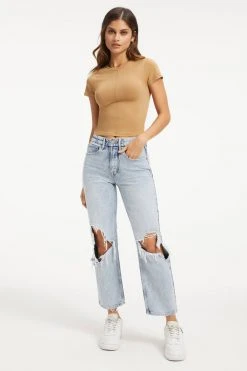 GOOD AMERICAN SO SOFT SCULPTED TEE | PECAN001 Tees & Tops