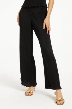 GOOD AMERICAN ALWAYS FITS PLISSÉ WIDE LEG PANTS | BLACK001 Leggings & Pants