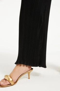 GOOD AMERICAN ALWAYS FITS PLISSÉ WIDE LEG PANTS | BLACK001 Leggings & Pants