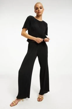 GOOD AMERICAN ALWAYS FITS PLISSÉ WIDE LEG PANTS | BLACK001 Leggings & Pants