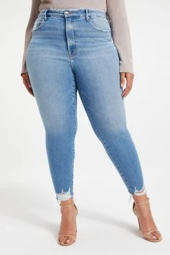GOOD AMERICAN High Waisted GOOD WAIST CROP W/ CHEWED HEM | INDIGO021