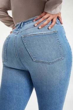 GOOD AMERICAN High Waisted GOOD WAIST CROP W/ CHEWED HEM | INDIGO021