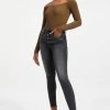 GOOD AMERICAN GOOD WAIST CROP W/ SHADOW POCK | BLACK263 High Waisted