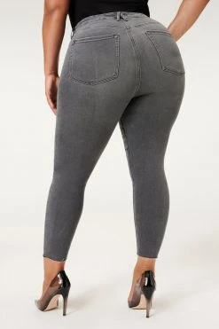 GOOD AMERICAN High Waisted GOOD WAIST CROP | BLACK180