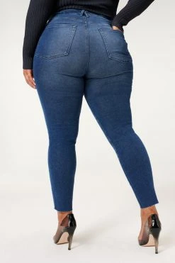 GOOD AMERICAN GOOD WAIST RAW HEM | BLUE867