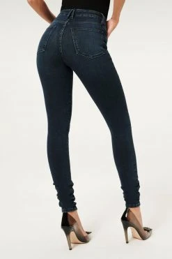 GOOD AMERICAN GOOD WAIST STACKED 33