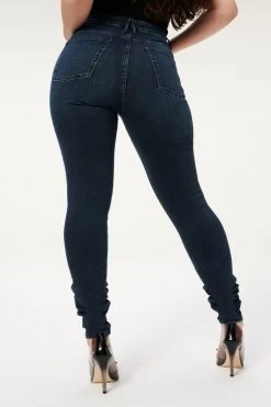 GOOD AMERICAN GOOD WAIST STACKED 33