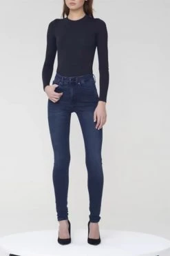 GOOD AMERICAN GOOD WAIST STACKED 33