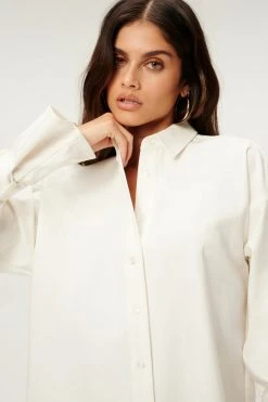 GOOD AMERICAN TABBED POPLIN SHIRT | WHITE001