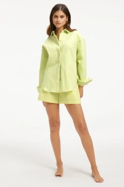 GOOD AMERICAN THE WEEKEND SHIRT | KEY LIME001 Tops